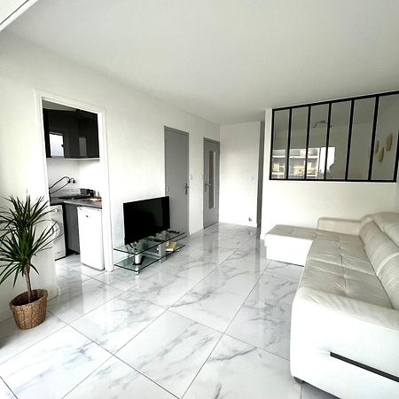 Studio 4 Couchages A 12 Min De La Plage A Pied Avec Wifi, Le Parking, Linge De Lits, Et Serviettes Sont En Option Antibes Bagian luar foto