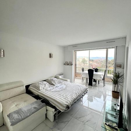 Studio 4 Couchages A 12 Min De La Plage A Pied Avec Wifi, Le Parking Est En Option Antibes Bagian luar foto