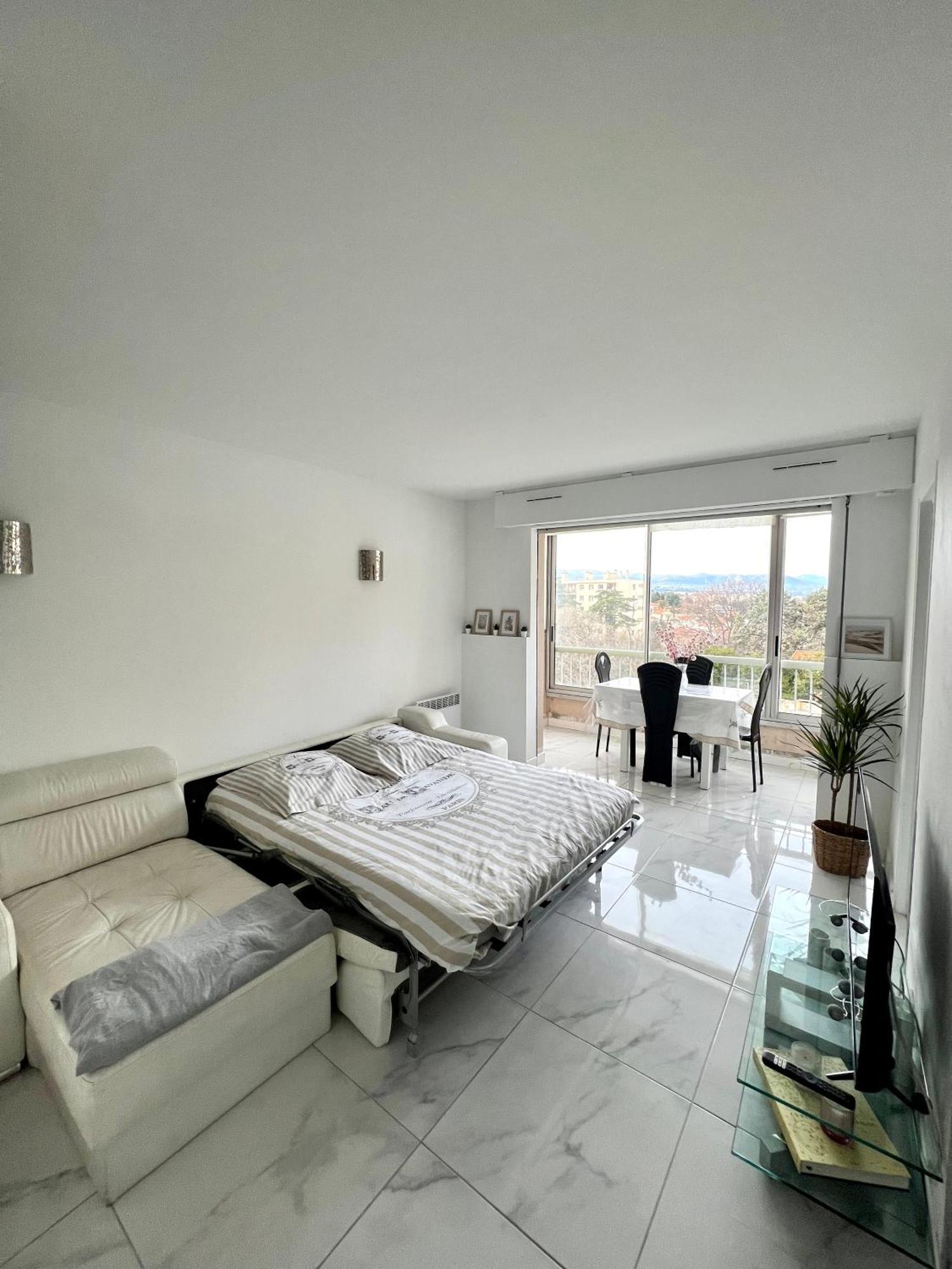 Studio 4 Couchages A 12 Min De La Plage A Pied Avec Wifi, Le Parking Est En Option Antibes Bagian luar foto