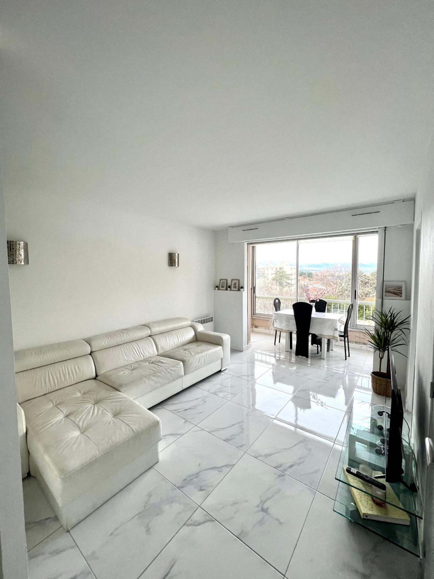 Studio 4 Couchages A 12 Min De La Plage A Pied Avec Wifi, Le Parking Est En Option Antibes Bagian luar foto