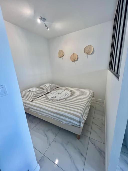 Studio 4 Couchages A 12 Min De La Plage A Pied Avec Wifi, Le Parking, Linge De Lits, Et Serviettes Sont En Option Antibes Bagian luar foto